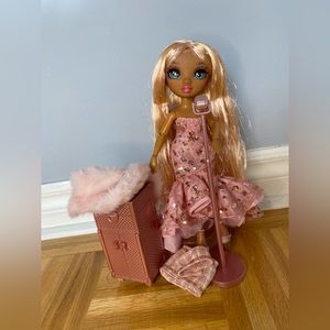 Rainbow high Sabrina St. Cloud